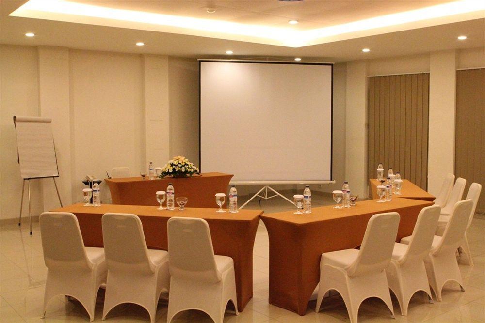 Jentra Dagen Hotel Malioboro Yogyakarta Exterior photo